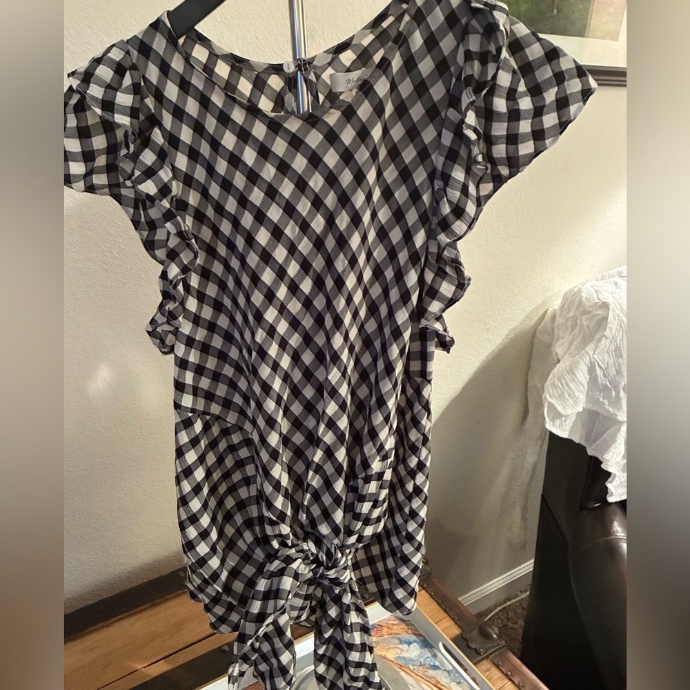 Mustard Seed Tie front ruffled top gingham